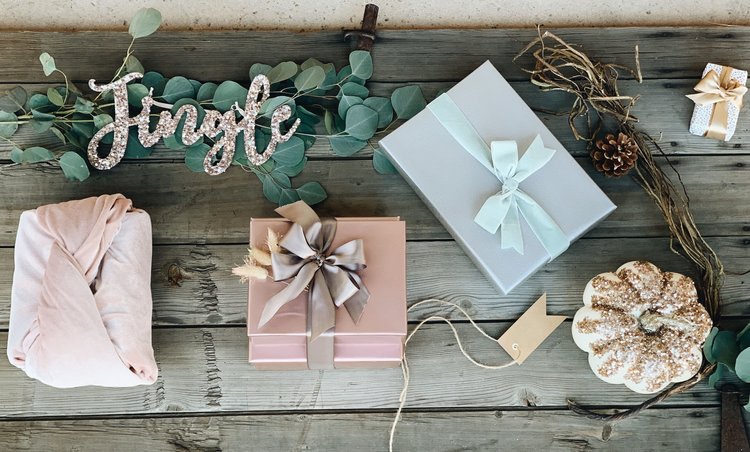 Mobile_Gift_Wrap_Nifty_Package_Co_100.jpg