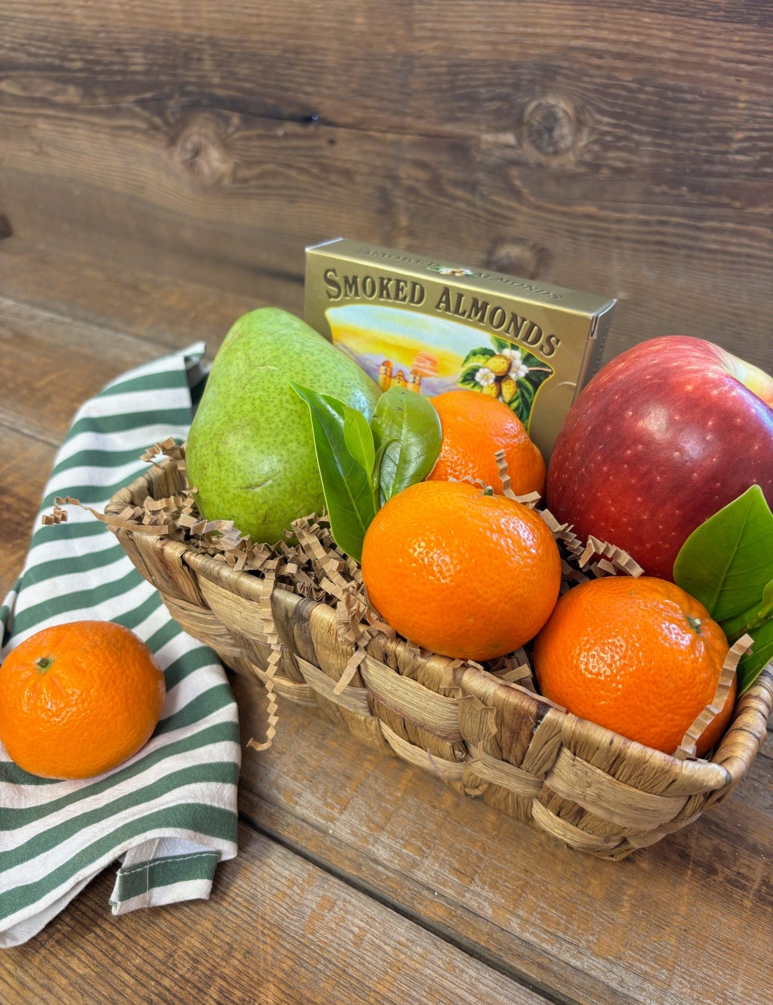 Willow Sprout Mini Organic Fruit Basket - Nifty Package Co