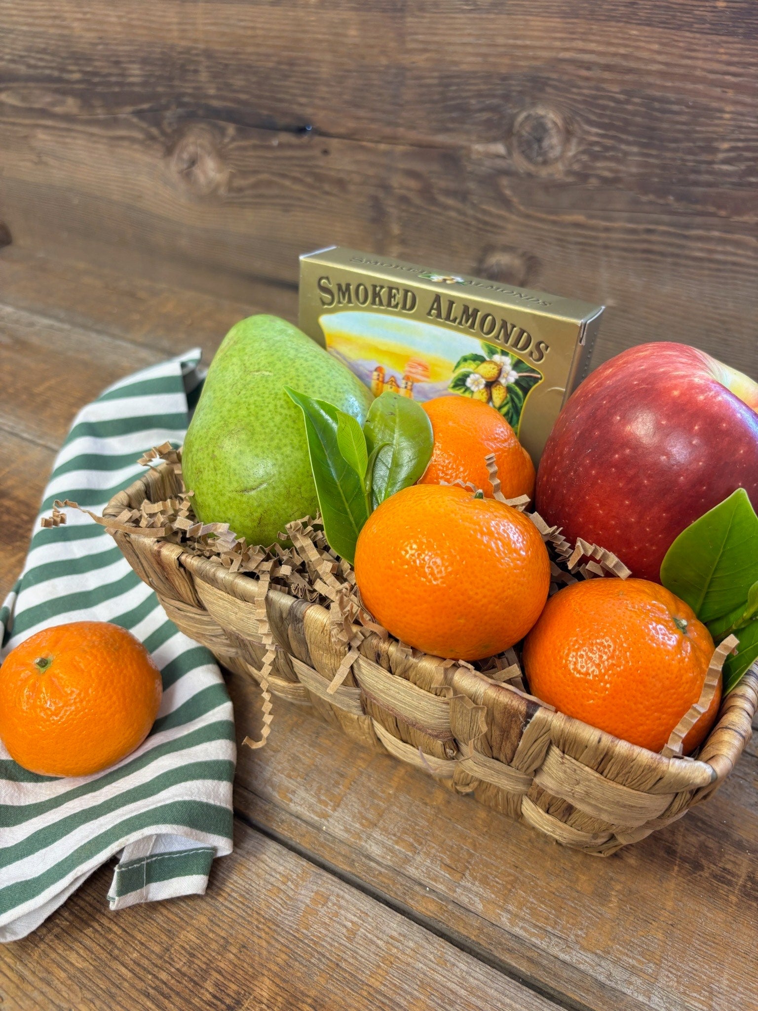 Willow Sprout Mini Organic Fruit Basket - Nifty Package Co