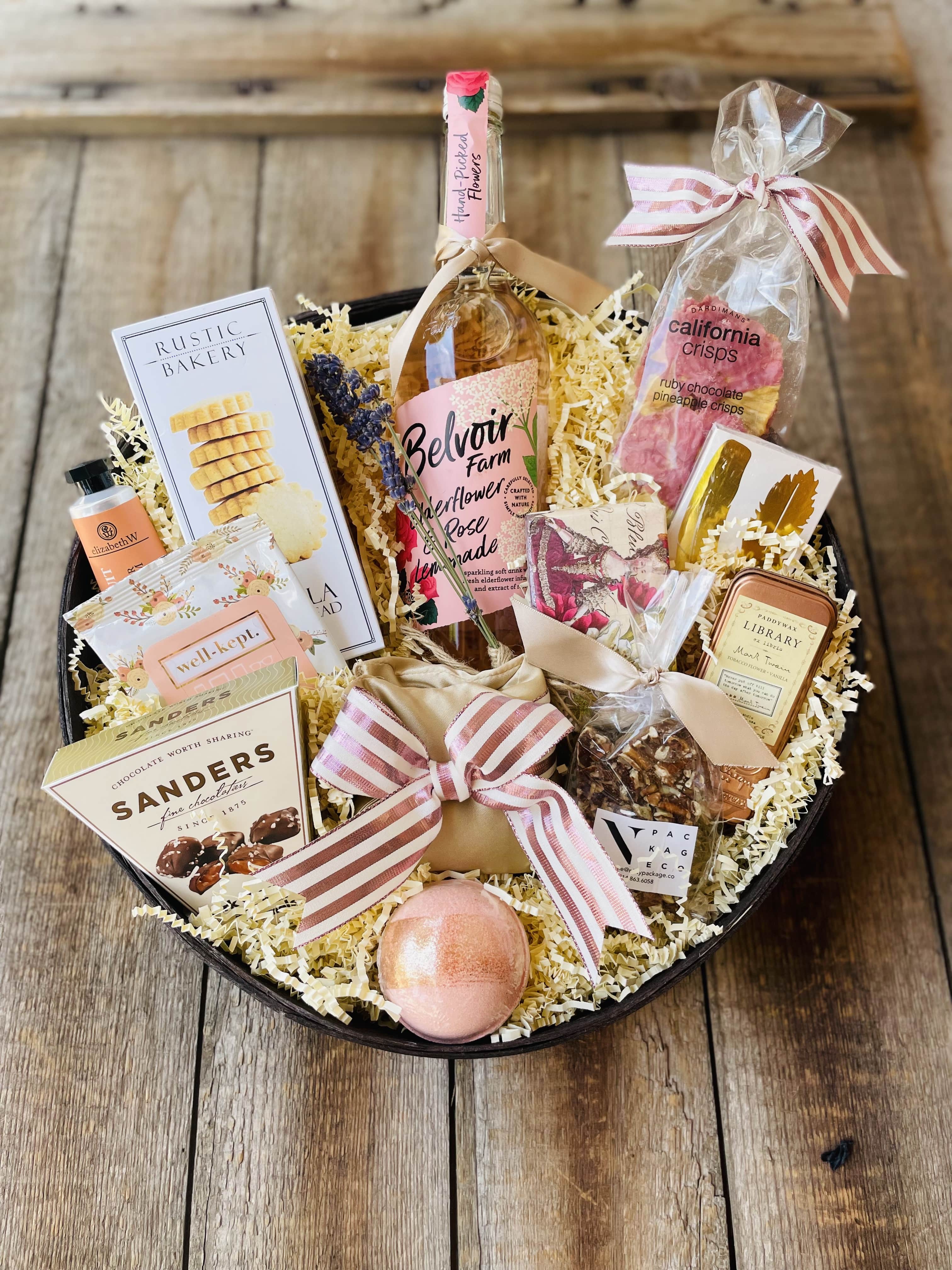 7 surprising facts about ordering a gourmet gift basket!