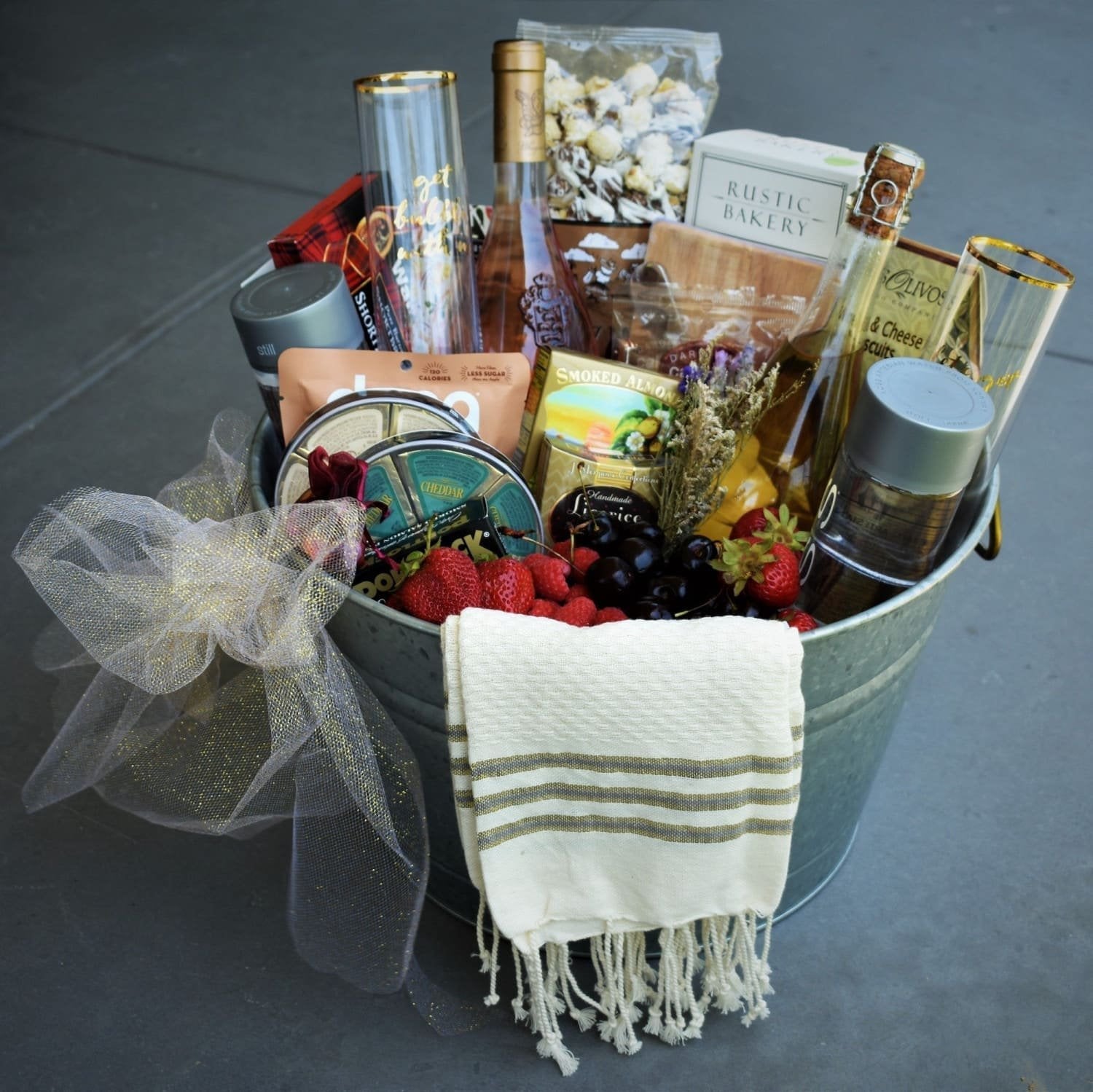 Holiday Celebration Foodie Gift Basket - Nifty Package Co