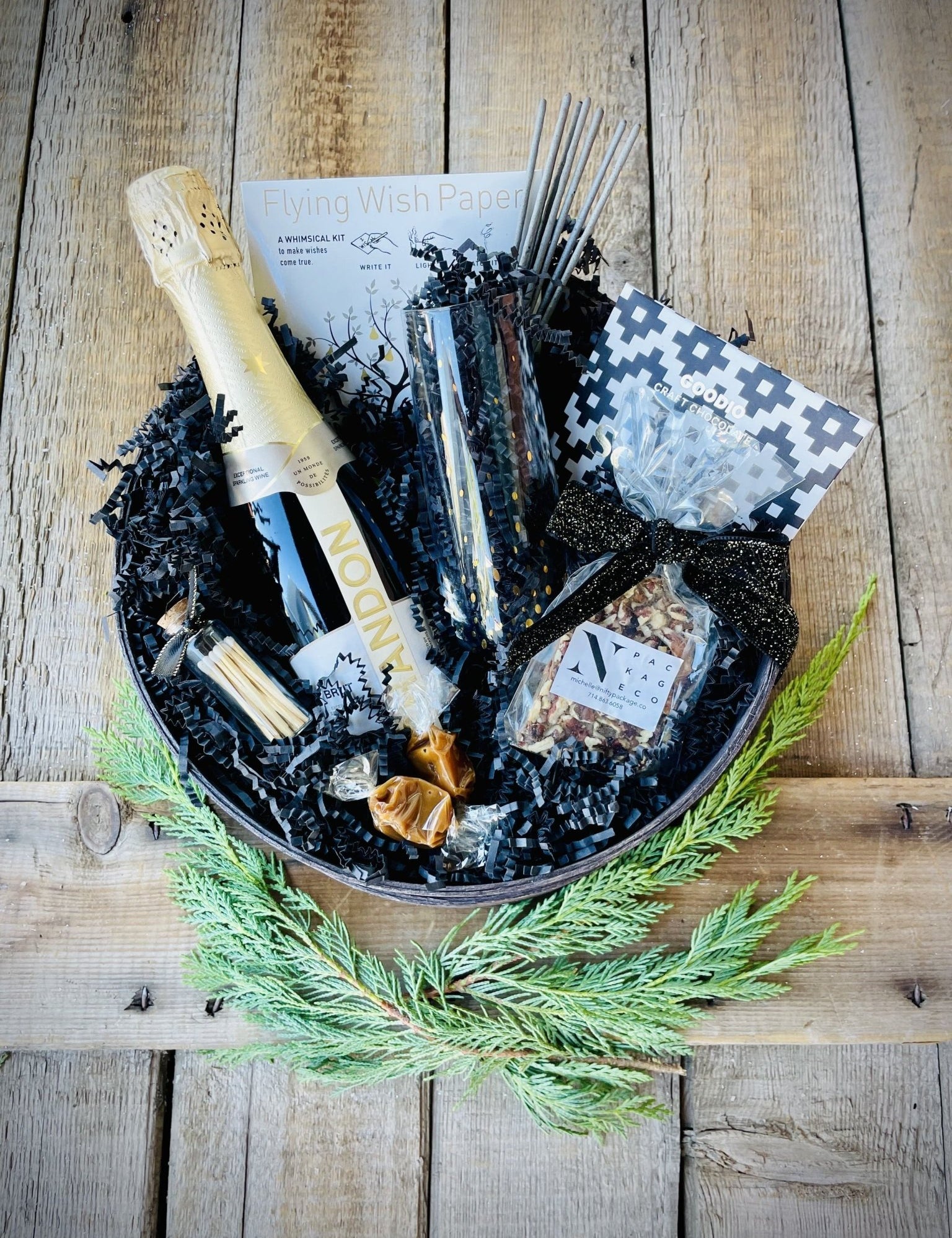 New Year's Celebration - Deluxe - Nifty Package Co