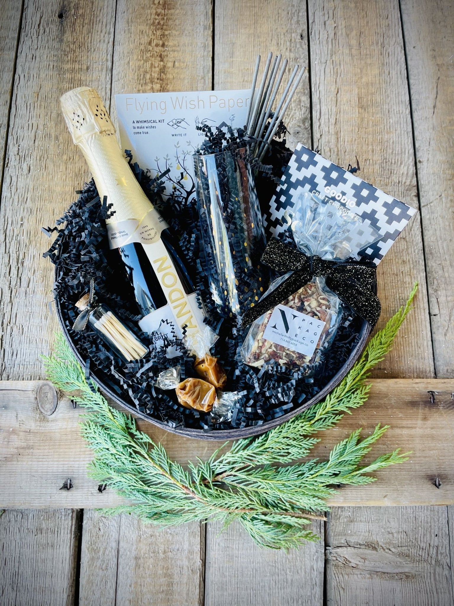 New Year's Celebration - Deluxe - Nifty Package Co