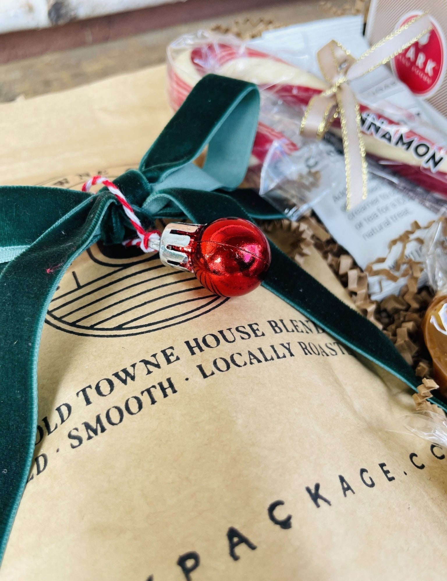 Old Towne Coffee Holiday Gift - Nifty Package Co